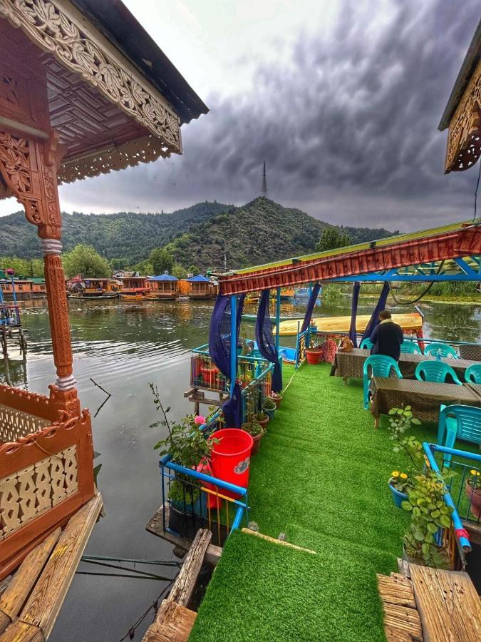 Hotel Exotic Young Shreen Houseboat Srīnagar Zewnętrze zdjęcie