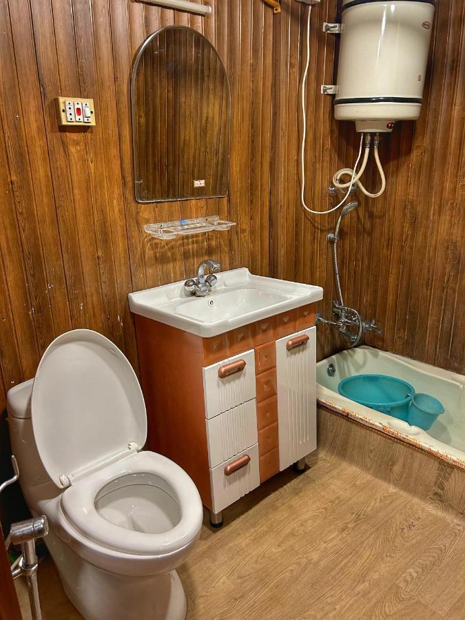 Hotel Exotic Young Shreen Houseboat Srīnagar Zewnętrze zdjęcie